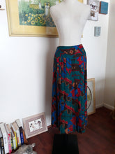 Load image into Gallery viewer, Vintage Ethnic Print Skirt (H93)

