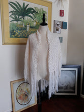 Load image into Gallery viewer, Vintage Crocheted Shawl (A121)

