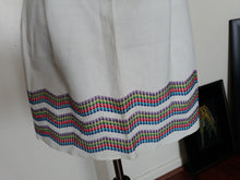 Load image into Gallery viewer, Vintage White with Bottom Stitching Apron (HW 273)
