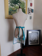 Load image into Gallery viewer, Vintage Blueberry Print Apron (HW 272)
