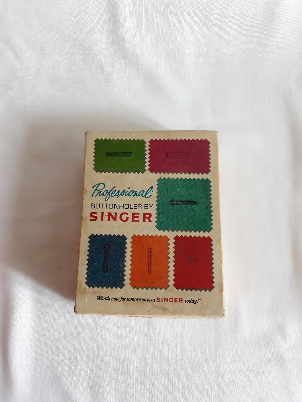 Vintage Professional Buttonholer (HW 318)