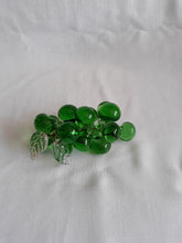 Load image into Gallery viewer, Vintage Green Glass Grapes (HW 389A)
