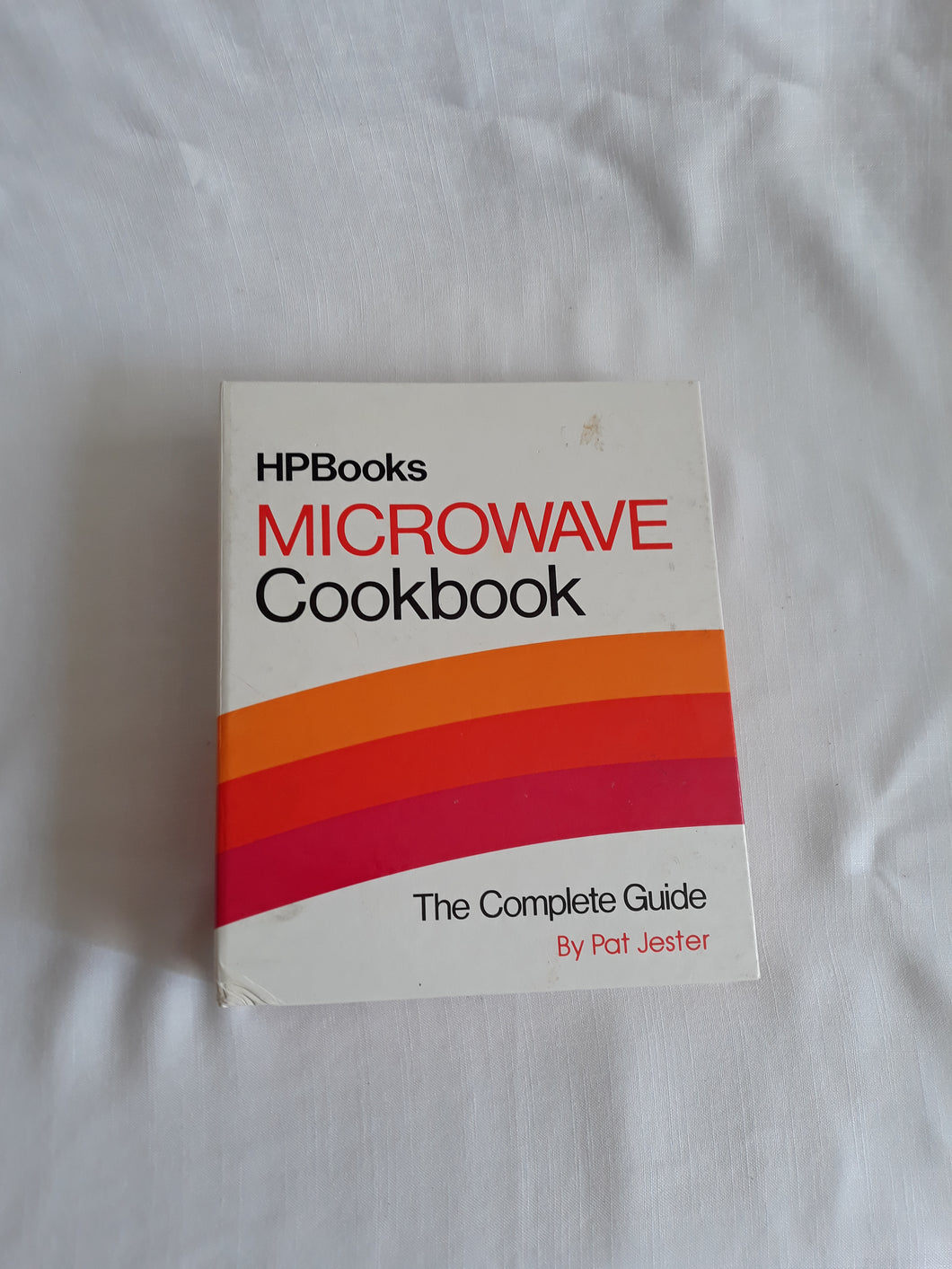 Vintage Microwave Cookbook (HW 387)
