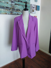 Load image into Gallery viewer, Vintage Vibrant Lilac Blazer (G40)
