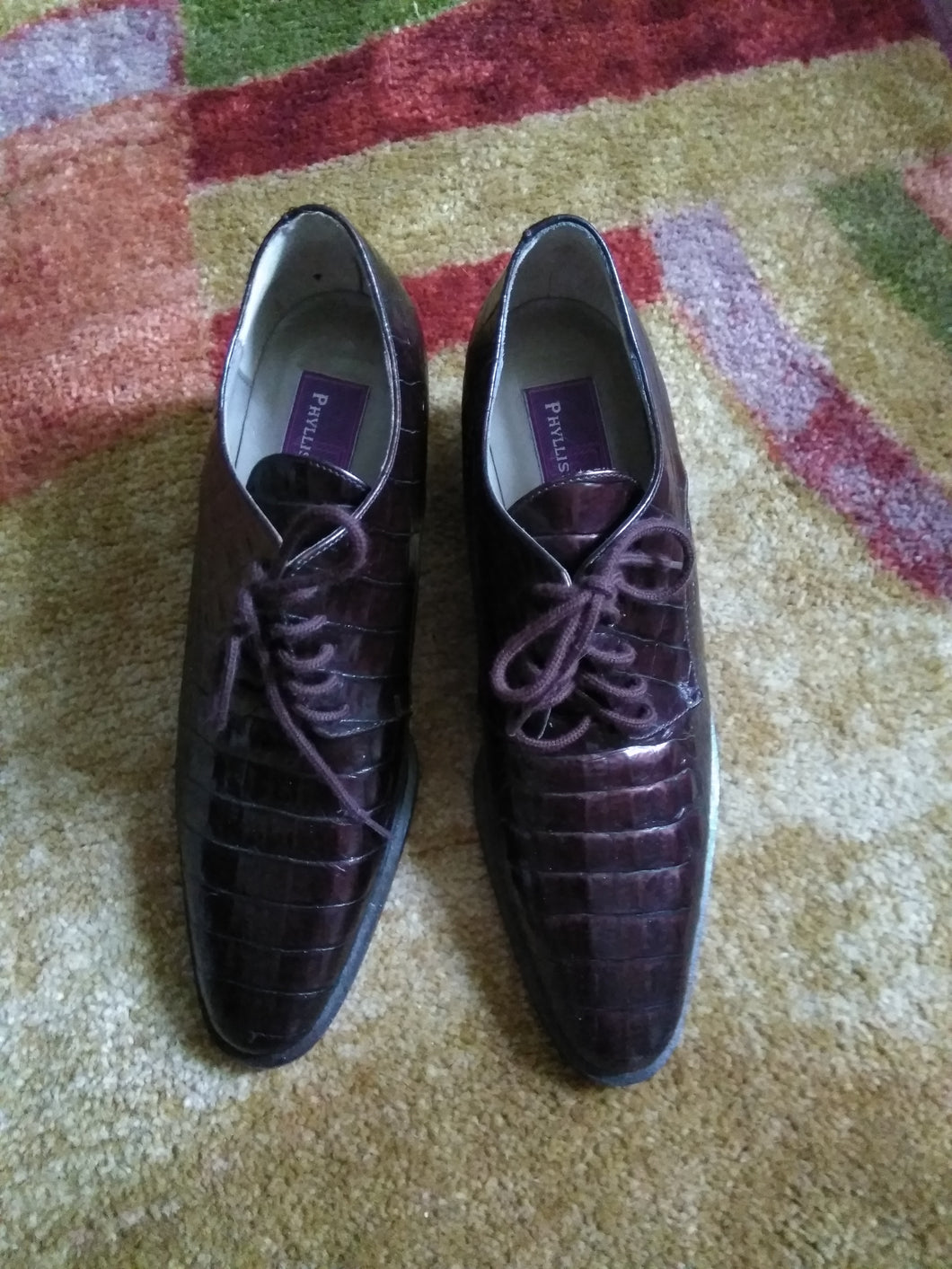 Vintage Croc Textured Shoes (Z15)