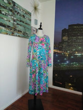 Load image into Gallery viewer, Vintage 90s Floral Print Dress (D138)
