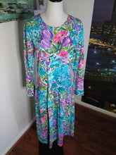 Load image into Gallery viewer, Vintage 90s Floral Print Dress (D138)
